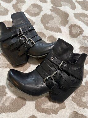 OTBT Black Leather Wedge Ankle Boots, Size 8